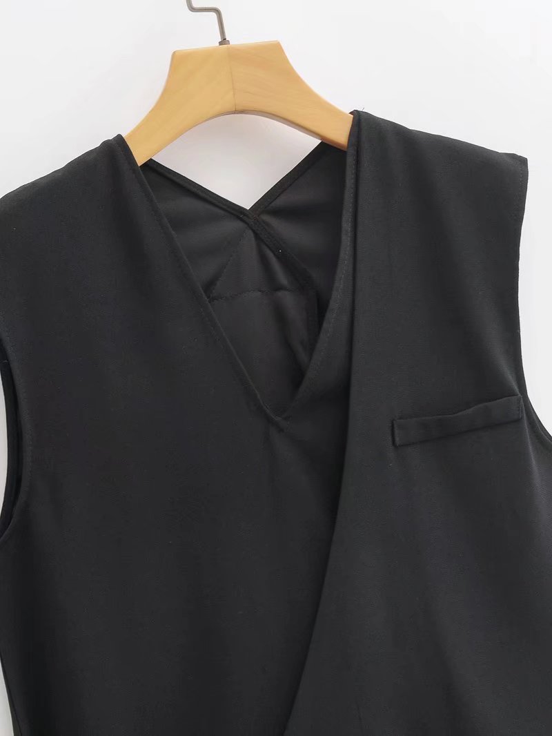 Black Sleeveless Casual Vest