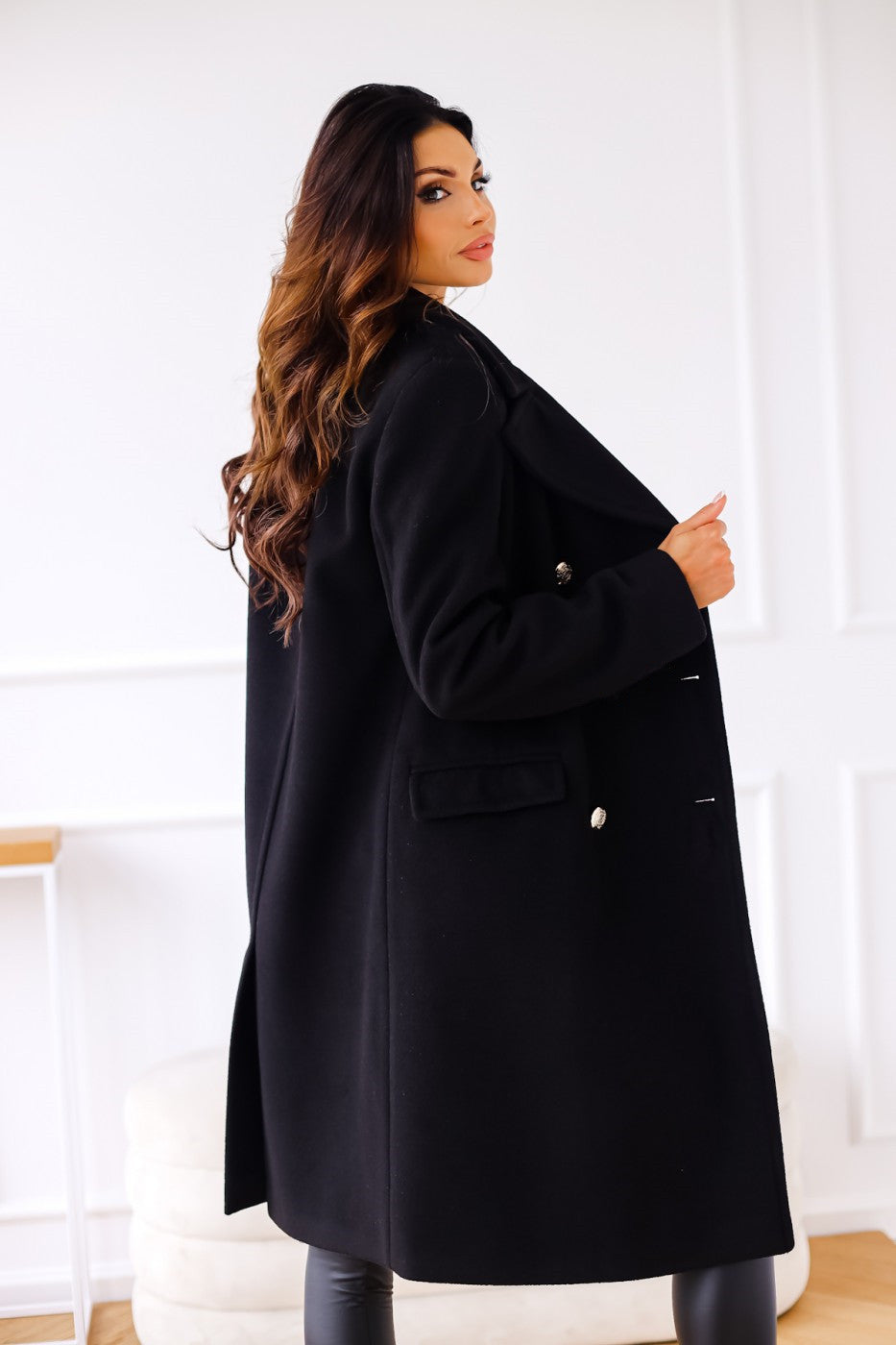 Woolen Long Sleeve Collared Coat
