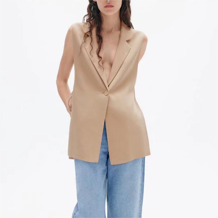 Woven Collar Vest